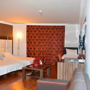 La Piano Hotel