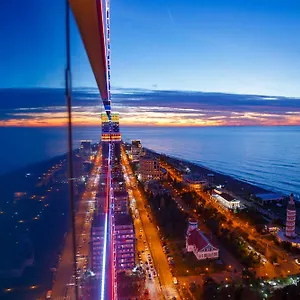 Orbi City Pearl فندق باتومي