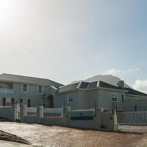 https://waterstone-lodge.hotels-capetown.com